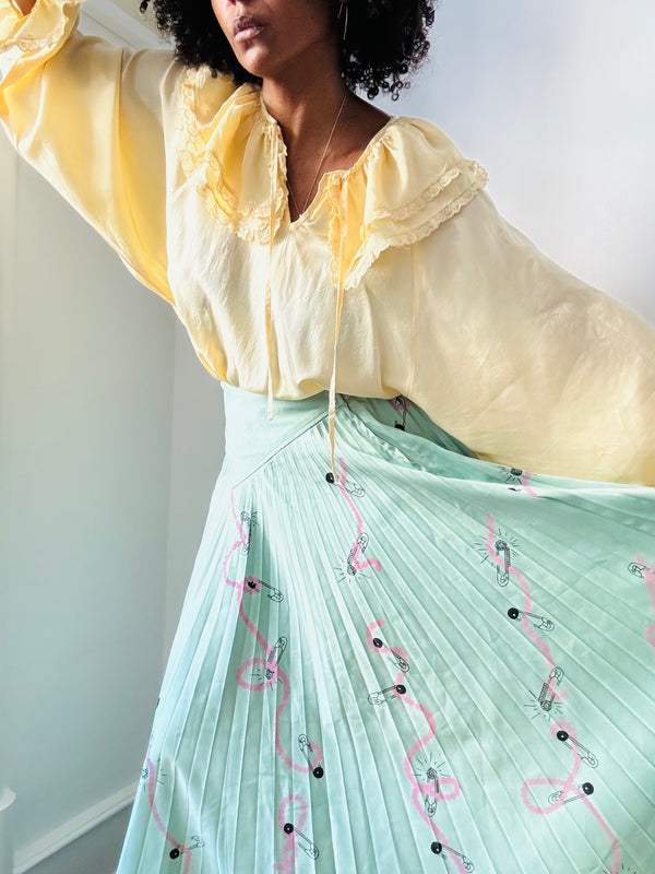1970's Zandra Rhodes Mint Green Safety Pin Print Pleated Skirt