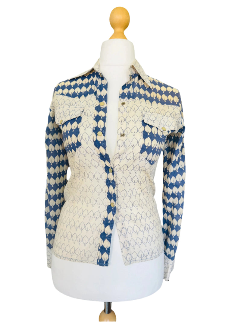 1970s Cotton Gauze Blue & Ivory Printed Blouse