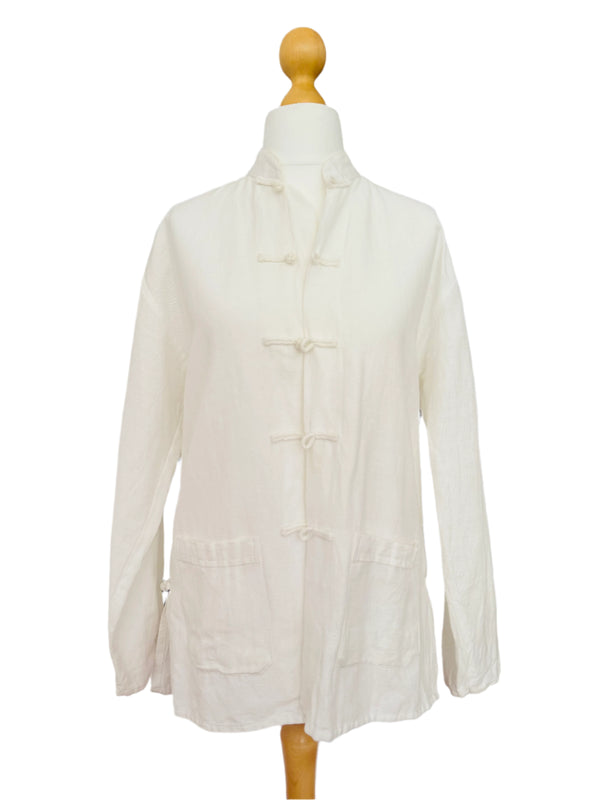 Vintage White Cotton/Silk Asian Style Jacket w/Frog Closure